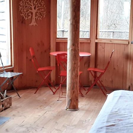 安斯谷小木屋及帐篷酒店 Sauvessanges 外观 照片